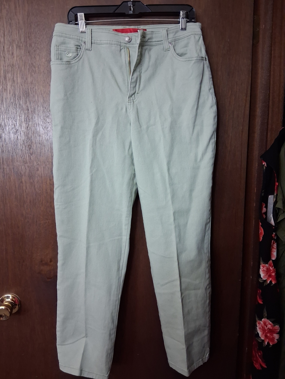 Gloria Vanderbilt Sage Green Jeans with GV Button